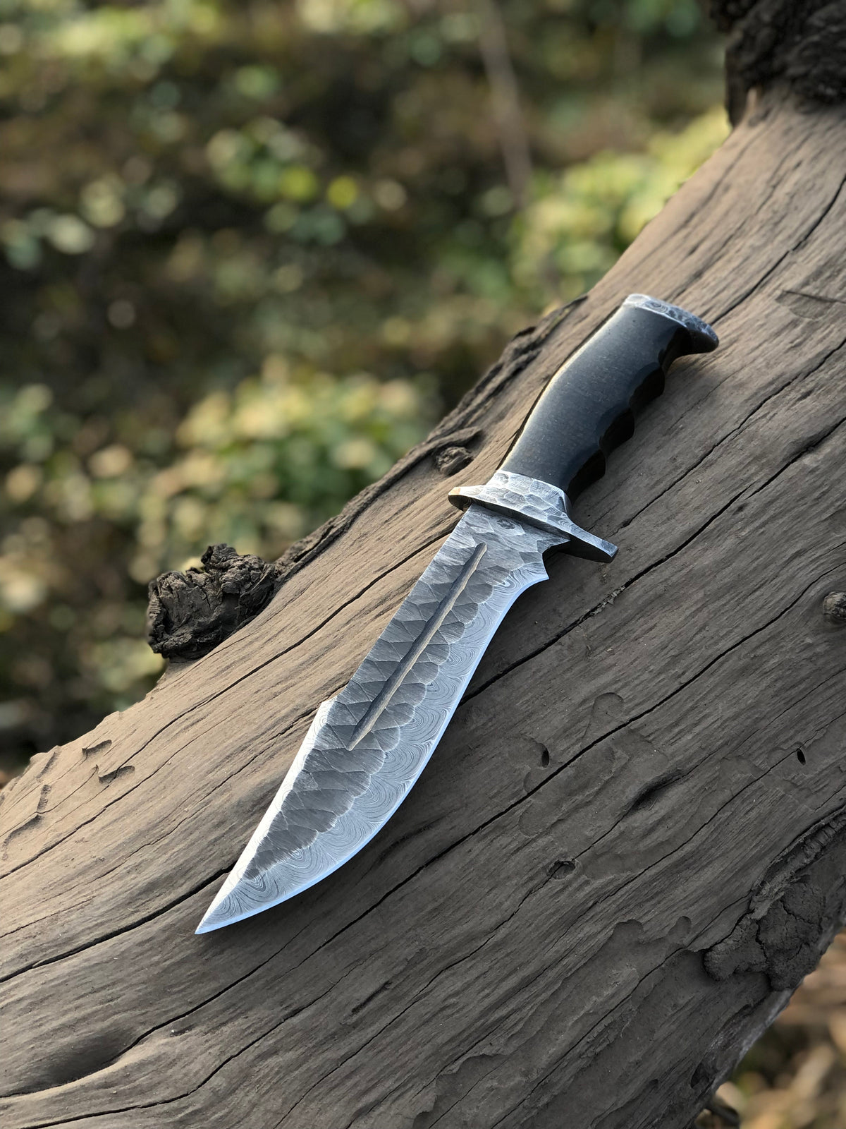 The Resin Horn Damascus Bowie | Texan Knives