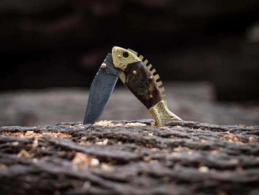 The Fish Style Sheep Horn Pocket Knife | Texan Knives