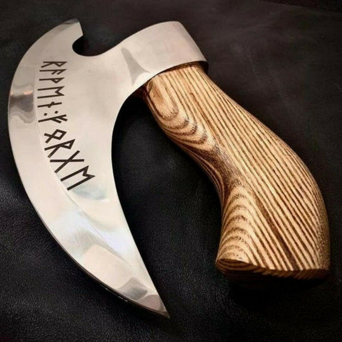The Engraved Blade Axe Pizza Cutter | Texan Knives