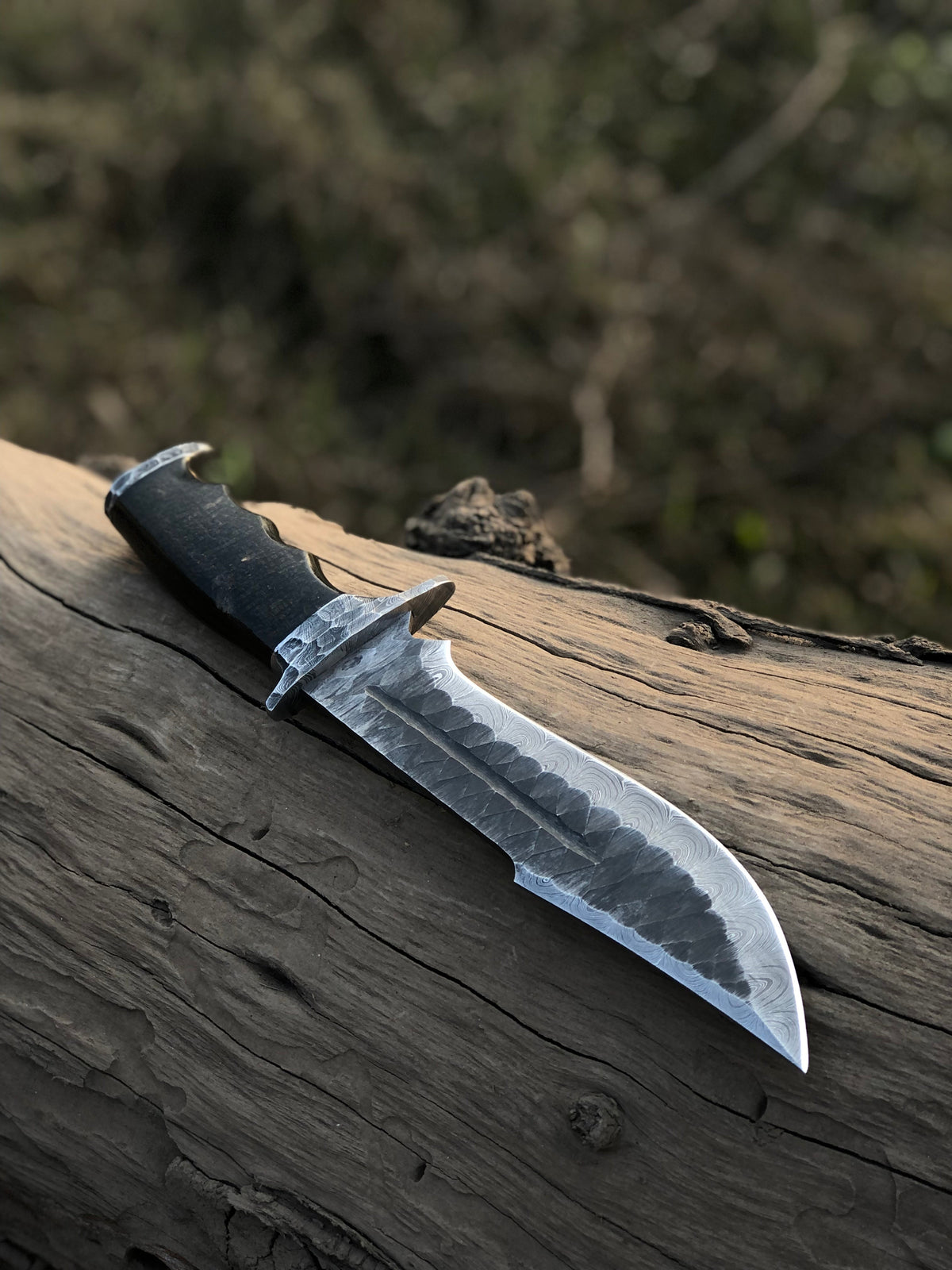 The Resin Horn Damascus Bowie | Texan Knives