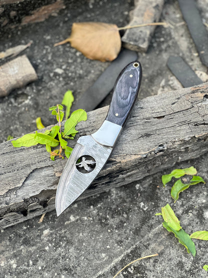 The 8-Inch Wood Handle Hunting Knife | Texan Knives