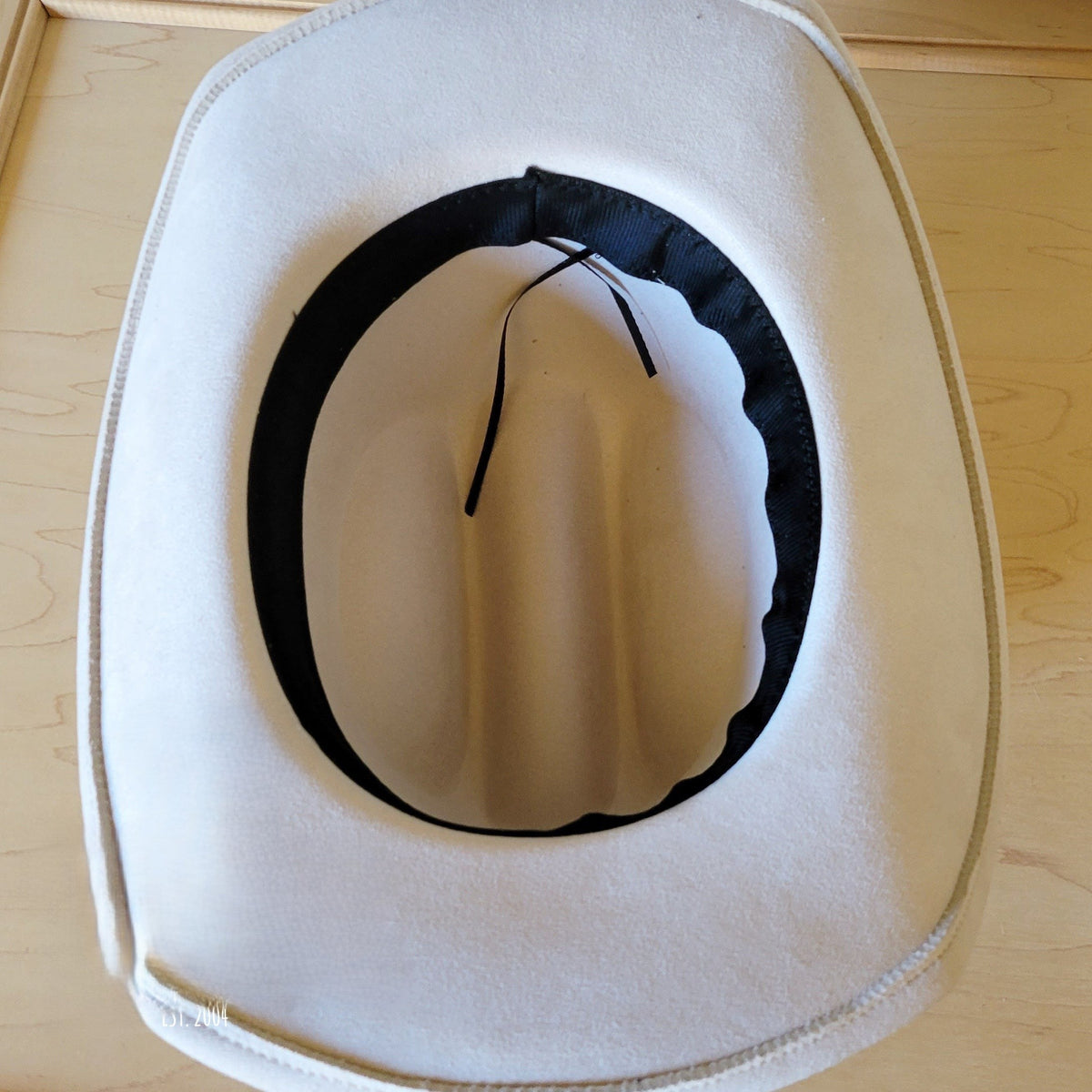 Floral leather hat band with howlite, view 5