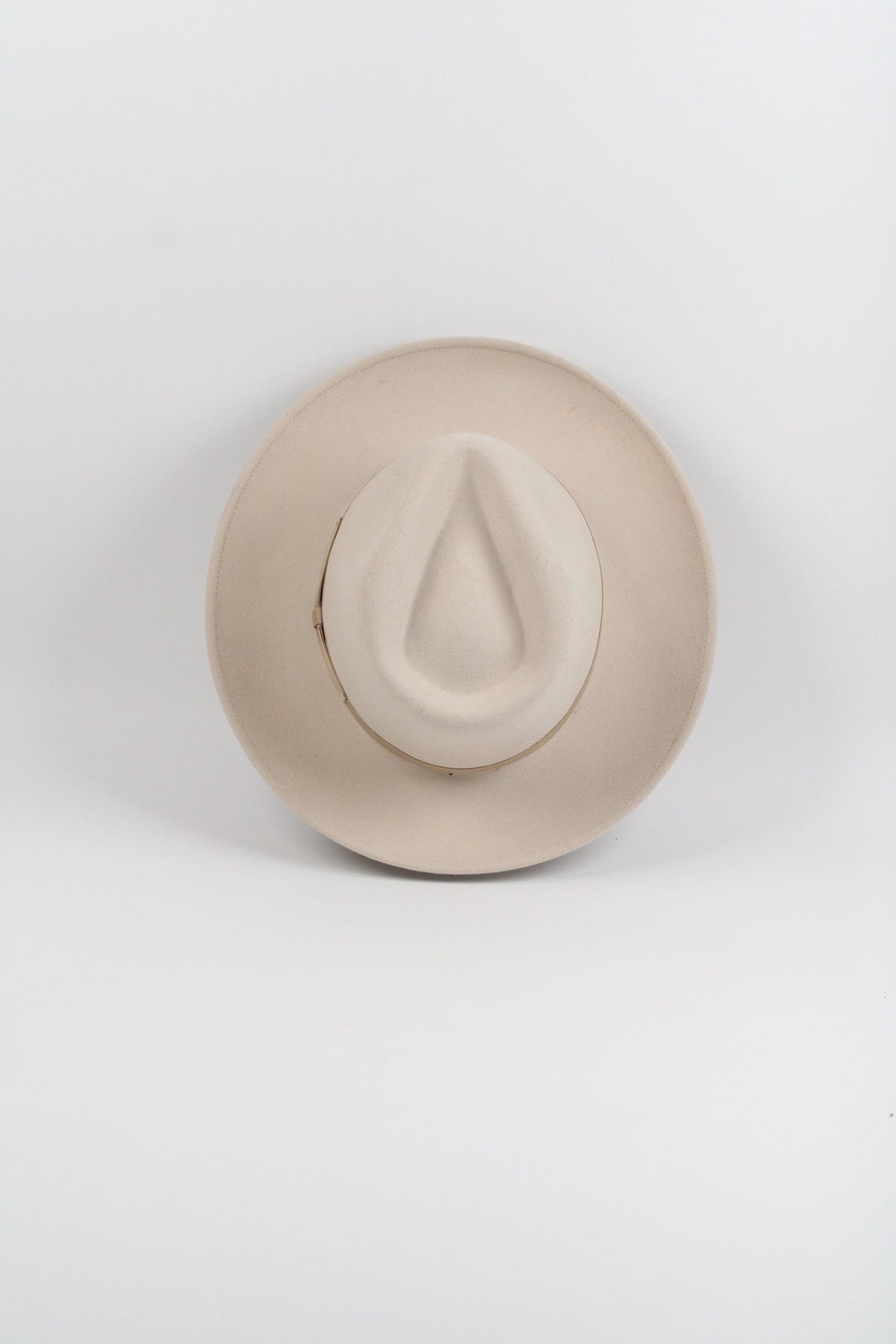 Ivory wool felt hat with a teardrop crown and a 3-inch curved brim, view 3