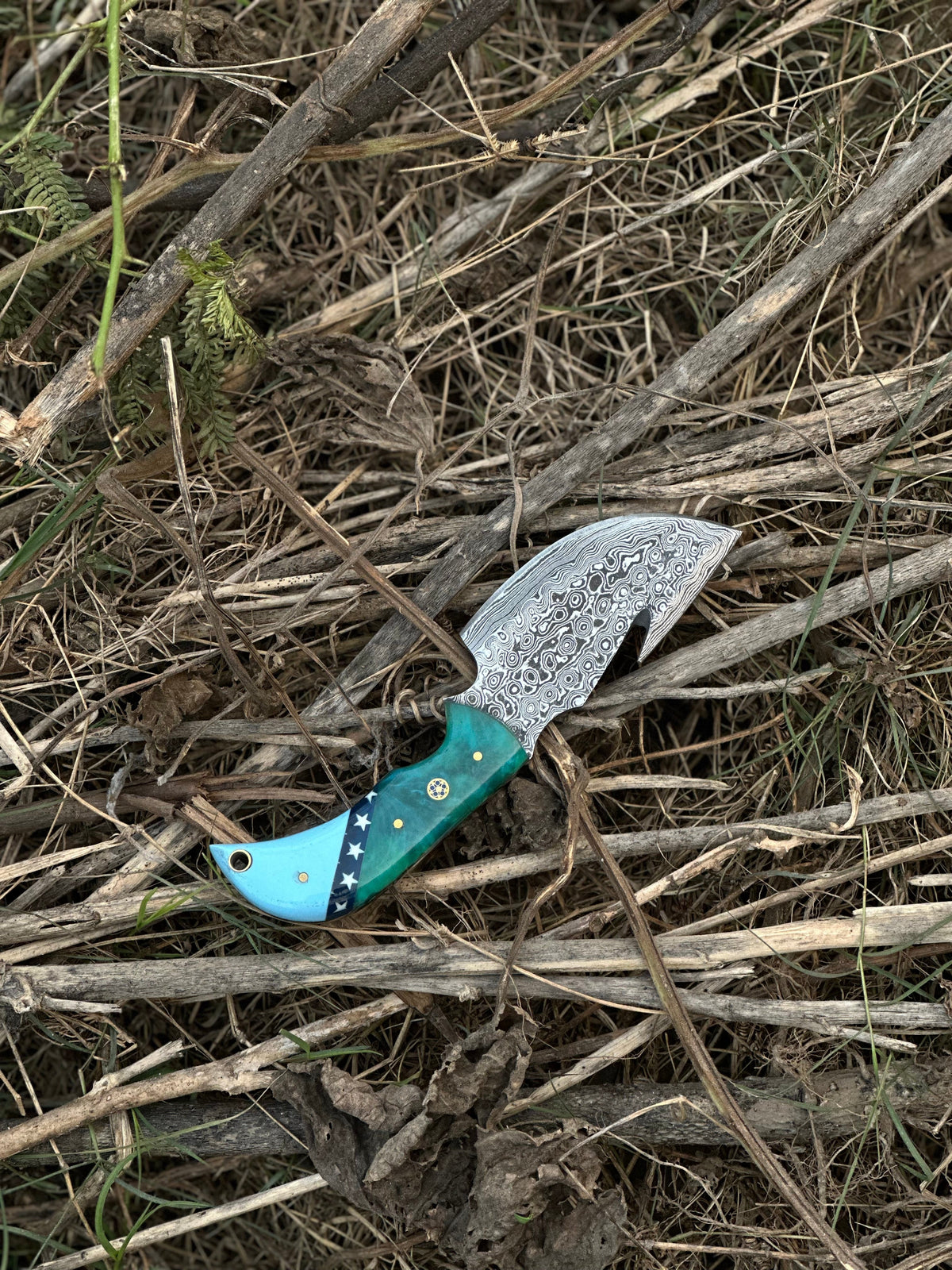 The Non-Slip Resin Guthook Skinner | Texan Knives