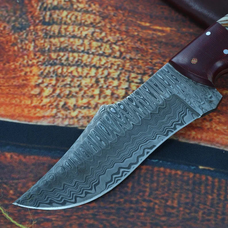 The Pine Cone Resin Damascus Hunting Knife | Texan Knives