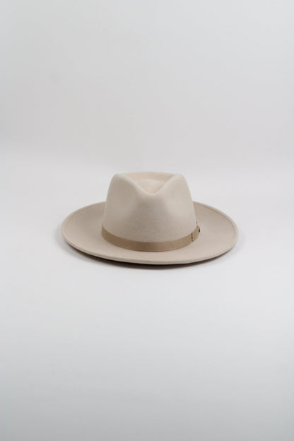 Ivory wool felt hat with a teardrop crown and a 3-inch curved brim