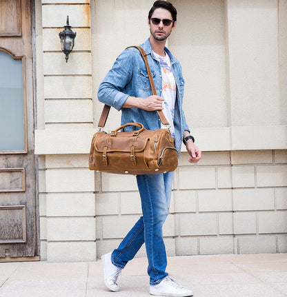 The Crazy Horse Leather Holdall, view 13