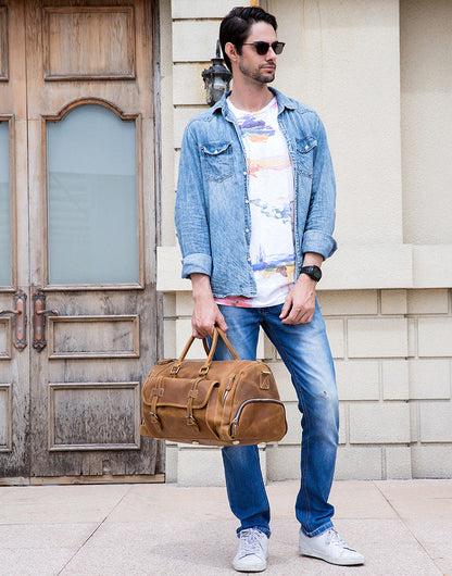 The Crazy Horse Leather Holdall, view 15