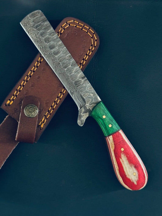 Damascus bull cutter knife with a pakkawood handle and leather sheath