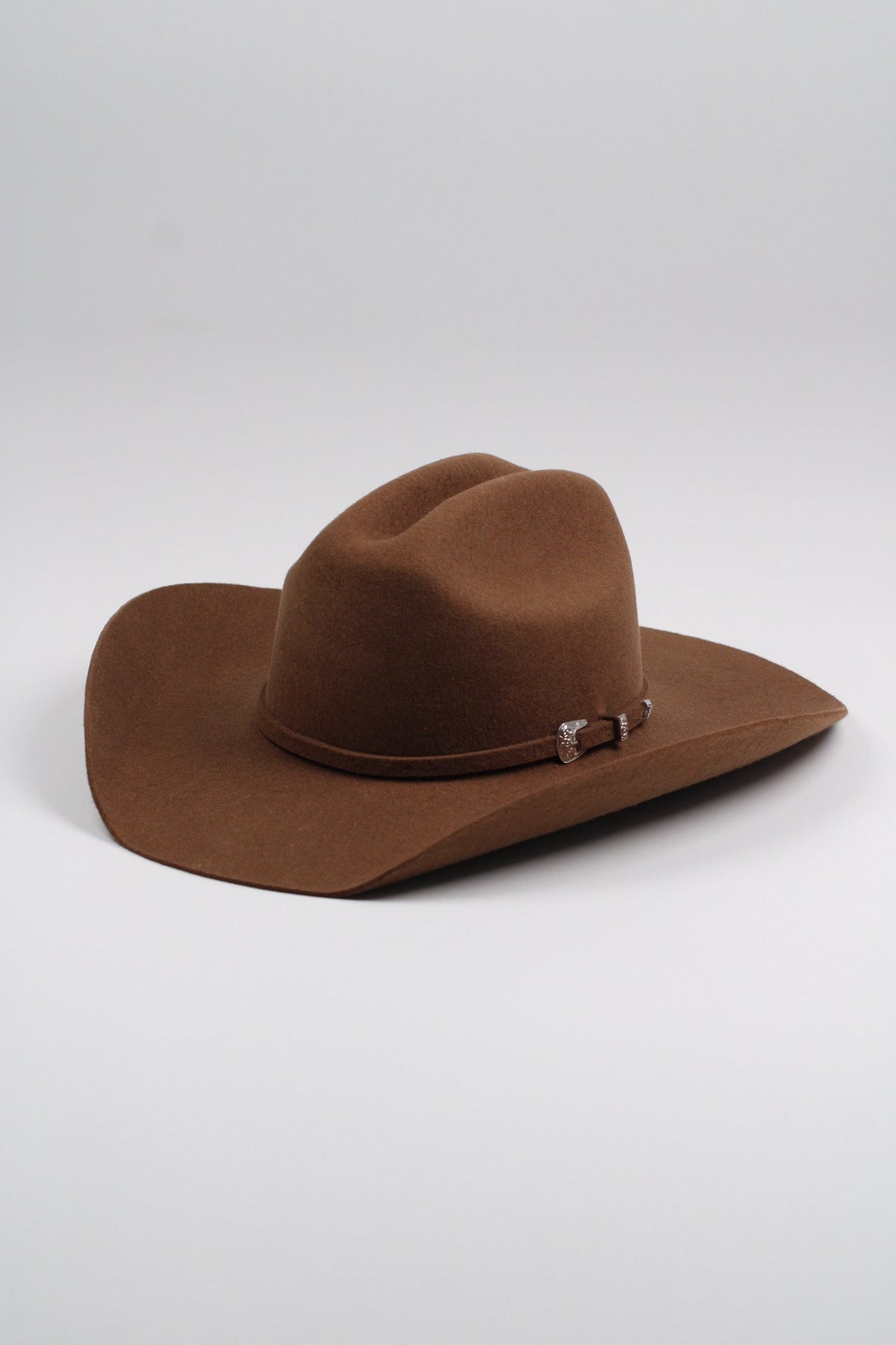 Caramel merino wool cattleman cowboy hat with a curved brim