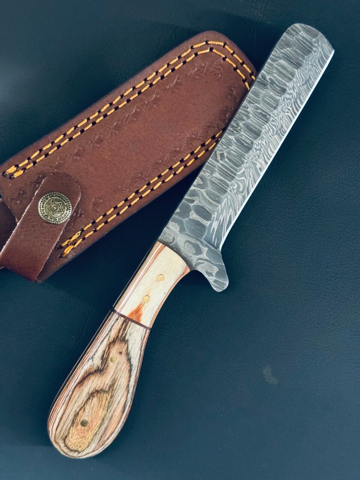 The 5-Inch Pakkawood Damascus Bull Cutter | Texan Knives