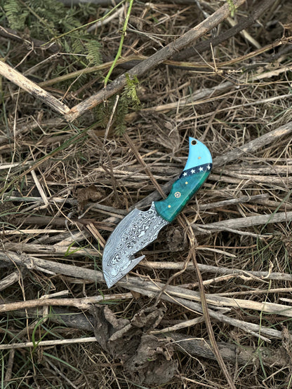 The Non-Slip Resin Guthook Skinner | Texan Knives