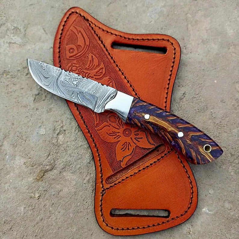 Damascus fixed blade cowboy knife with pine cone resin handle and sheath