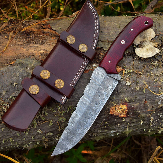 Damascus skinning knife with G10 handle