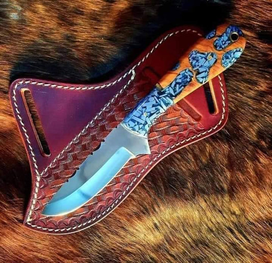 Small rasp steel cowboy knife with resin handle and belt attachment