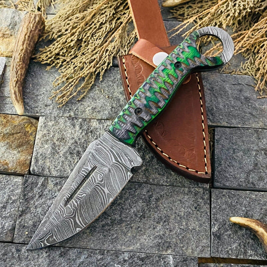 Small Damascus hunting knife with polished pakkawood handle