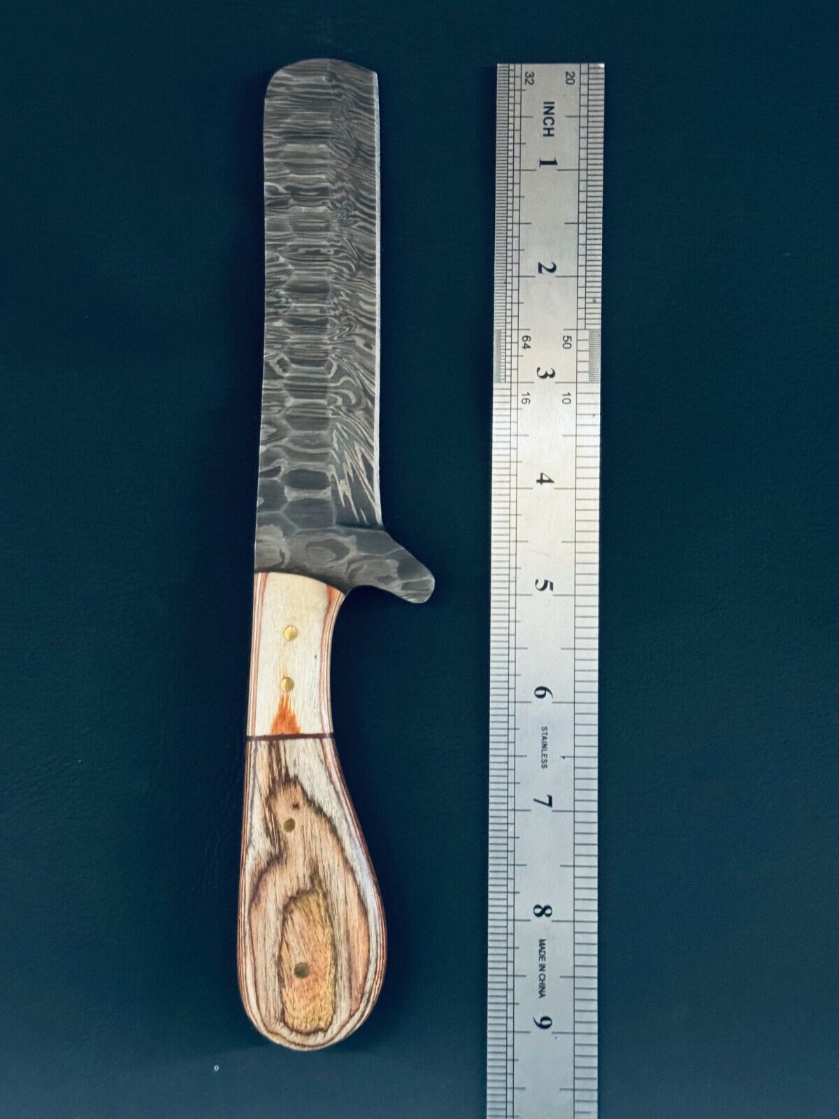The 5-Inch Pakkawood Damascus Bull Cutter | Texan Knives