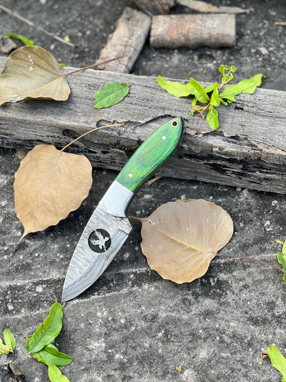 The 4-Inch Pakkawood Damascus Skinner | Texan Knives