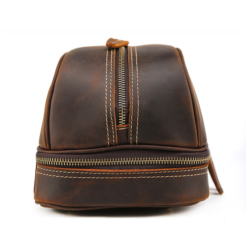 The Full-Grain Leather Wash Bag, view 9