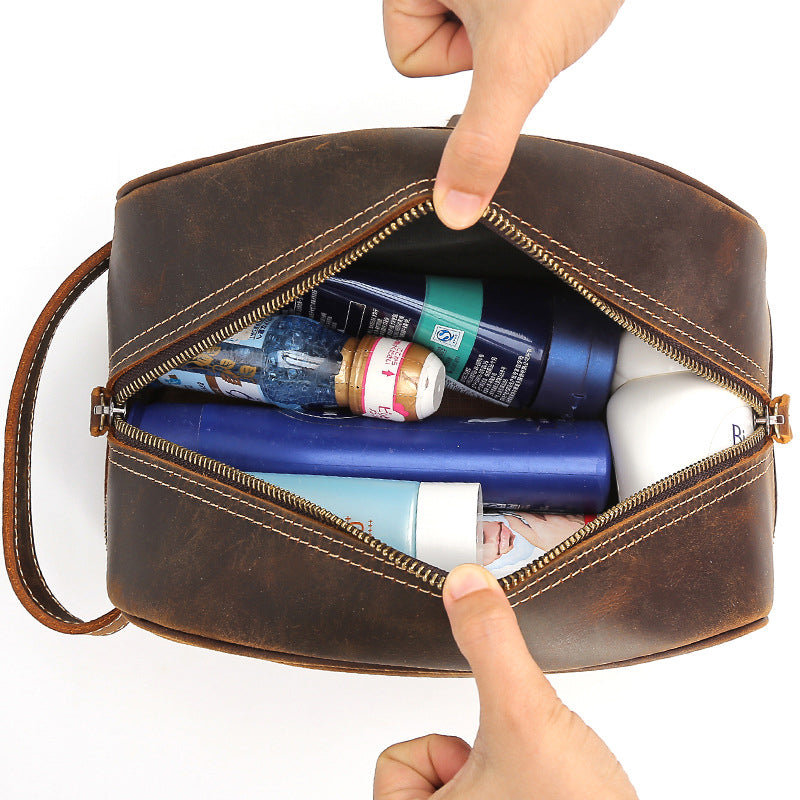 The Full-Grain Leather Wash Bag, view 5