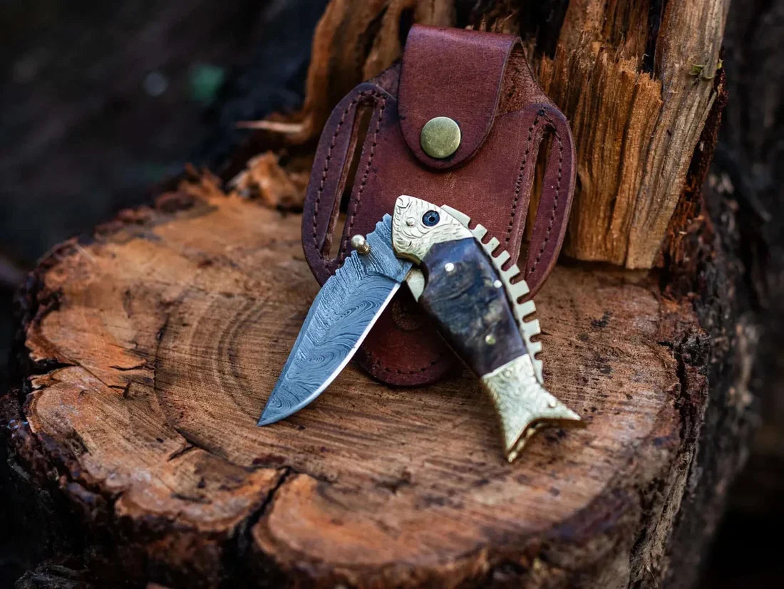 The Fish Style Sheep Horn Pocket Knife | Texan Knives