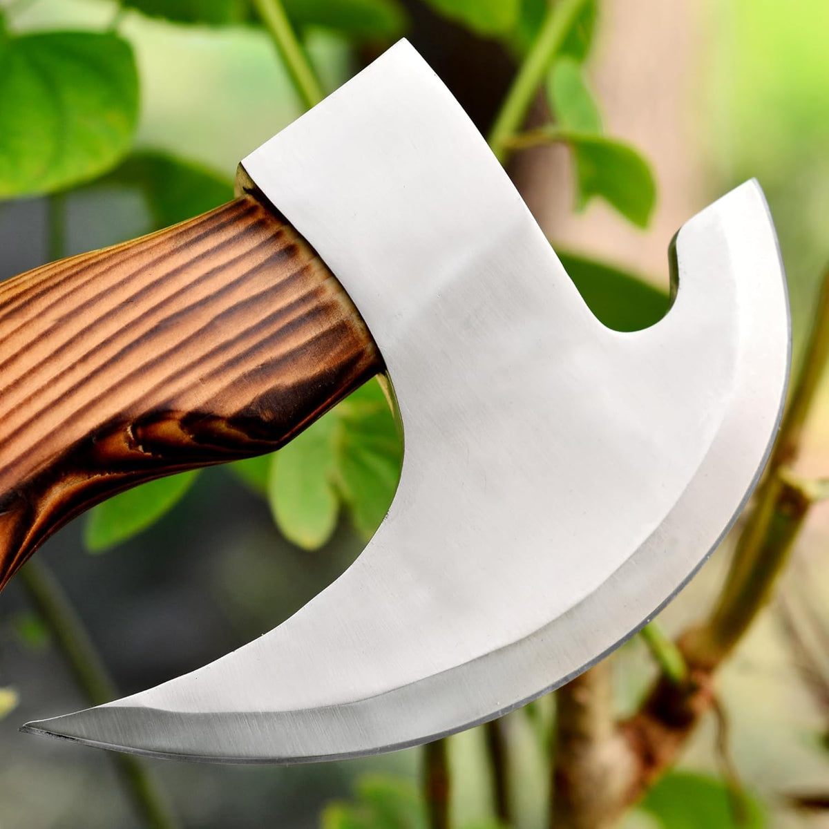 Forged steel pizza cutter blade with wooden handle