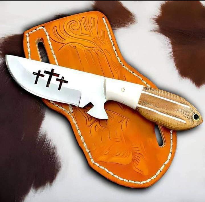J2 steel bull cutter knife with resin handle and leather sheath