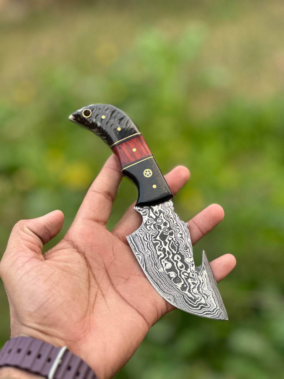 The 7.5-Inch Resin Guthook Skinner | Texan Knives