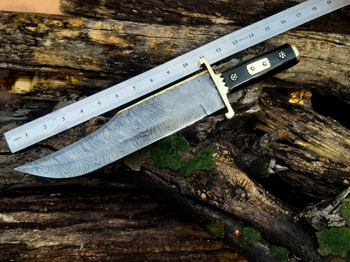 The 13-Inch Buffalo Horn Damascus Bowie | Texan Knives