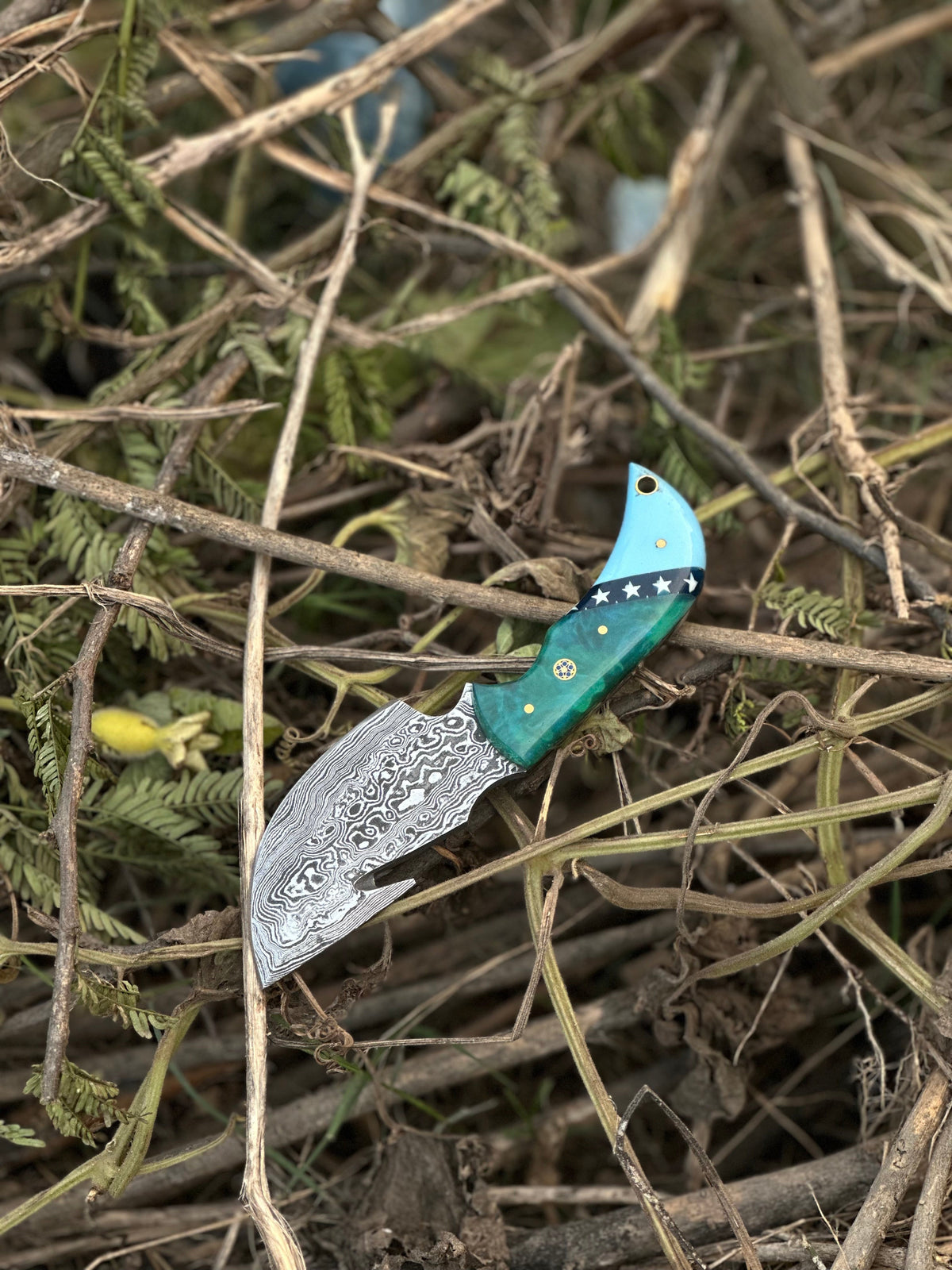 The Non-Slip Resin Guthook Skinner | Texan Knives