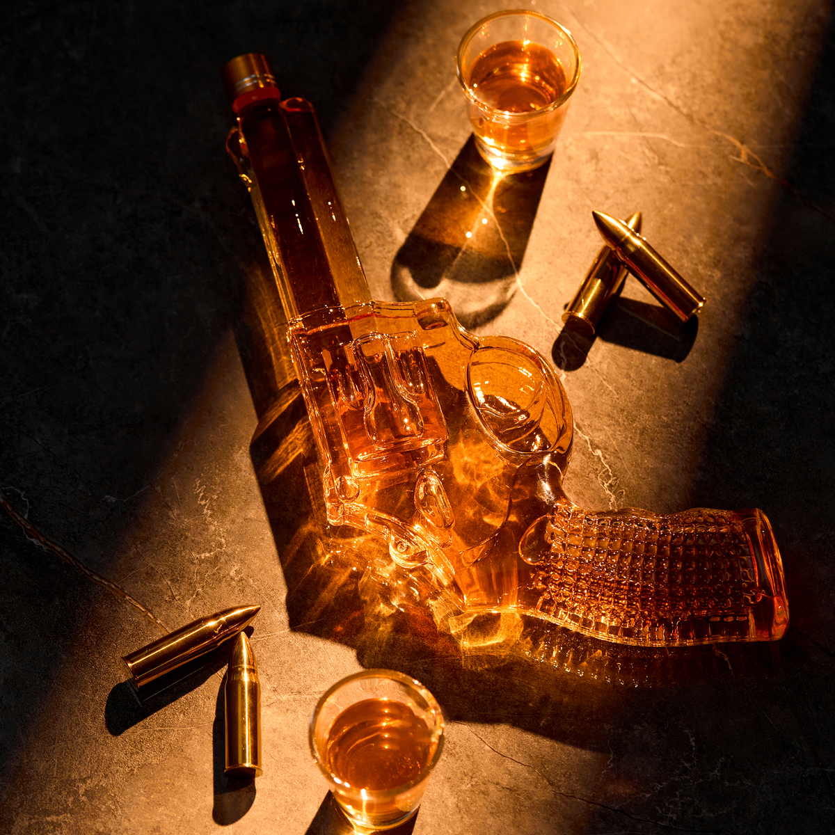 The Pistol Whiskey Decanter Set | CRAFTGEN