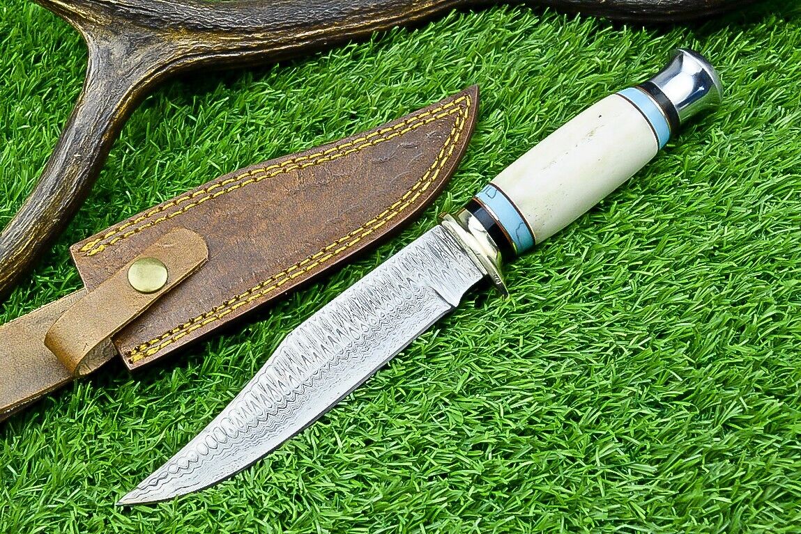 Damascus belt knife with epoxy resin handle, guard and leather sheath