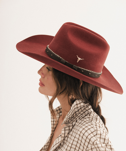 Rusty red felt cowboy hat with a cattleman crown and wide brim, view 4