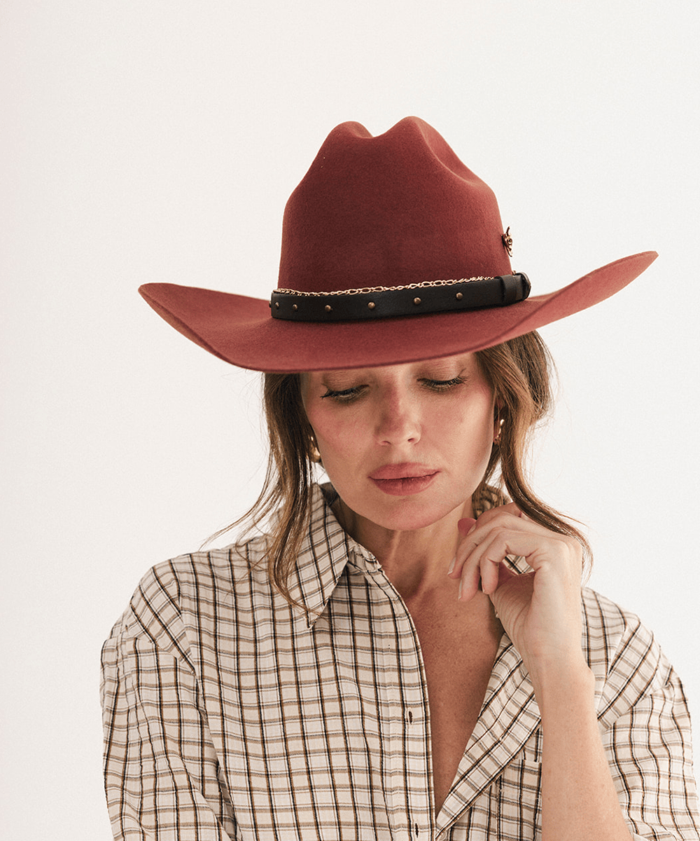 Rusty red felt cowboy hat with a cattleman crown and wide brim, view 3