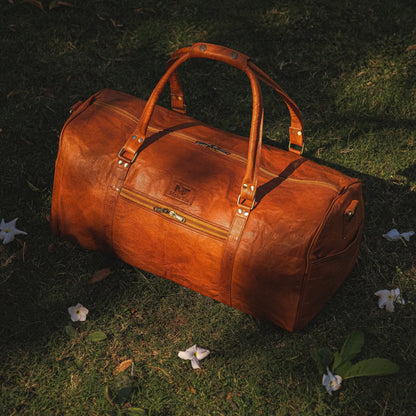 The Belgium Leather Weekender, view 4