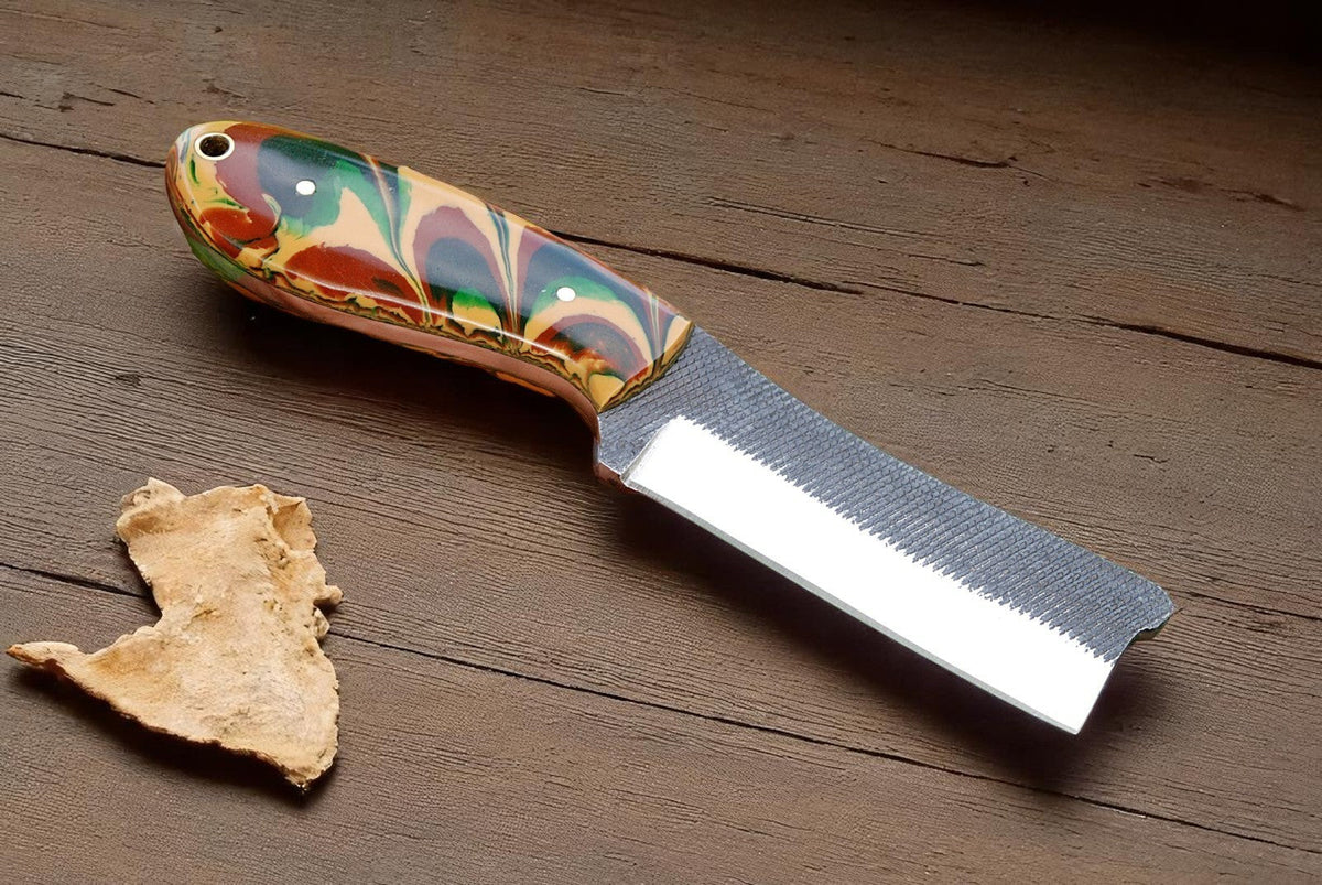 Cowboy bull cutter knife with resin handle