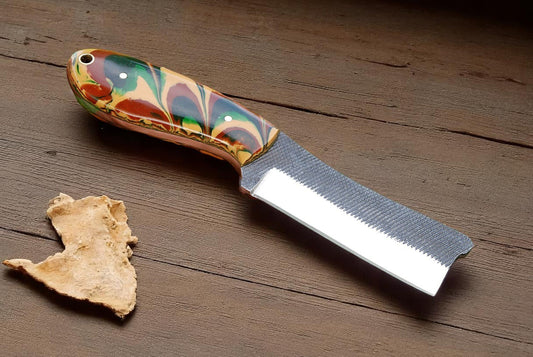 Cowboy bull cutter knife with resin handle